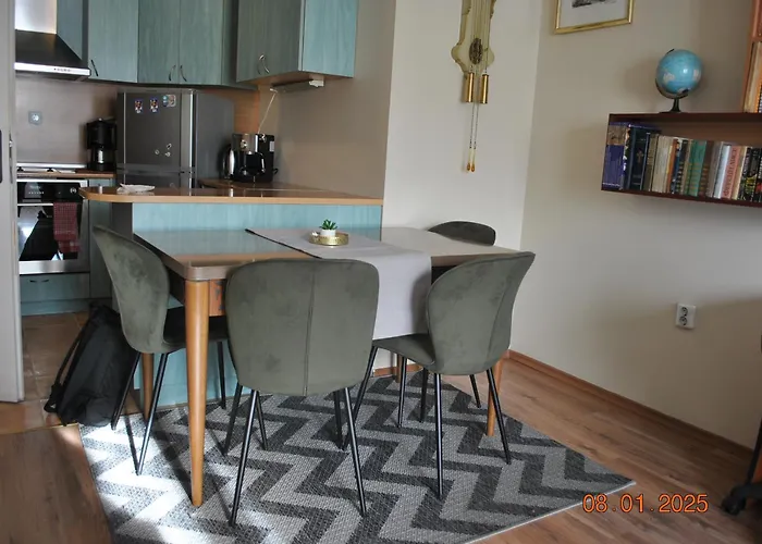 Sea Garden Apartment