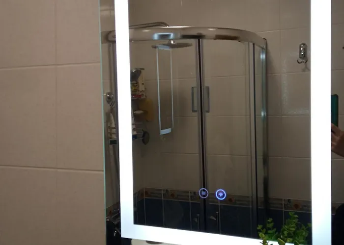 Sea Garden Apartment *