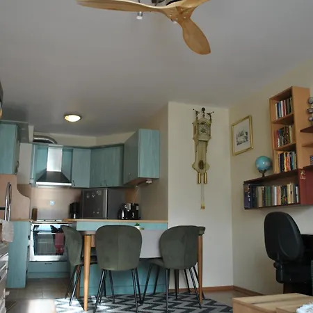 Apartment Sea Garden