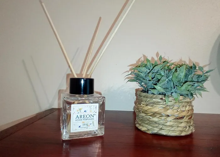 Sea Garden Apartment *